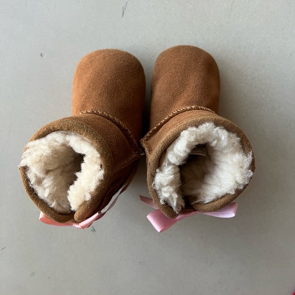 ❌ SOLD! Infant Ugg Booties - Picture 6 of 9